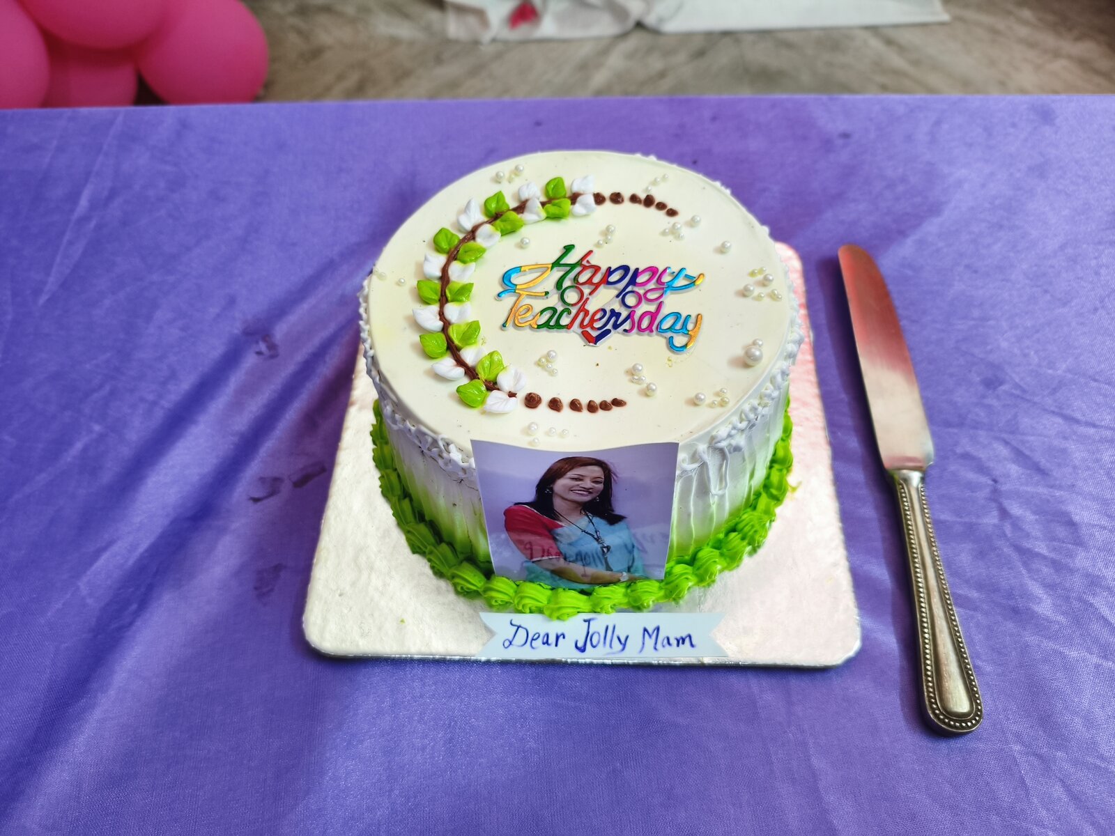 Teachers Day cake made for Jolly Miss by Class 5